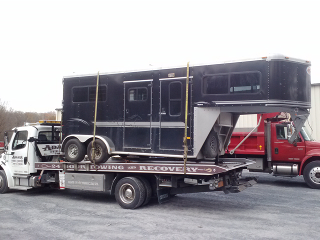 Horse-Trailer-Oct-Side.jpg Horse-Trailer-Oct-Side.jpg